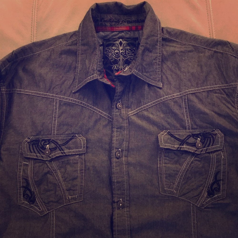 Men’s Roar long sleeve shirt